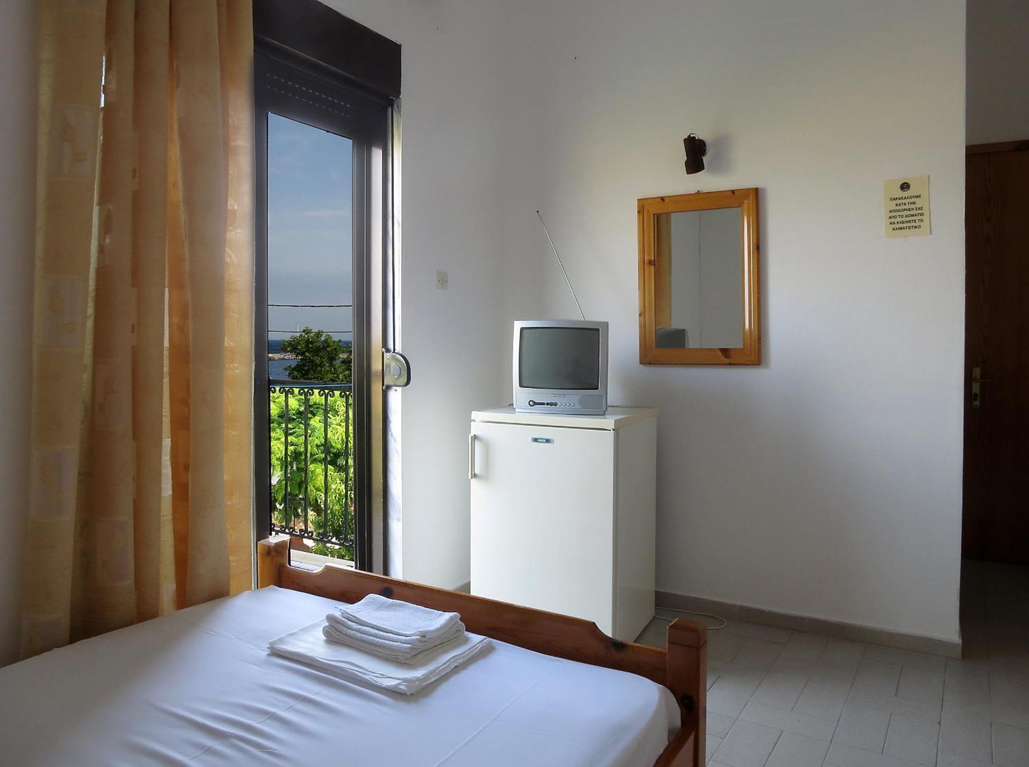 Thanasis Matsas Rooms Kamariotissa 外观 照片
