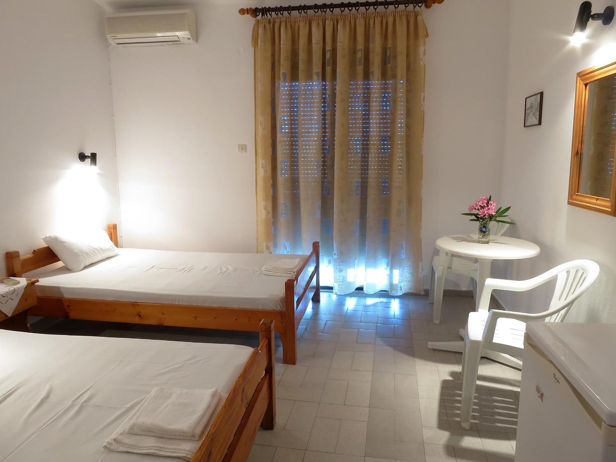 Thanasis Matsas Rooms Kamariotissa 外观 照片